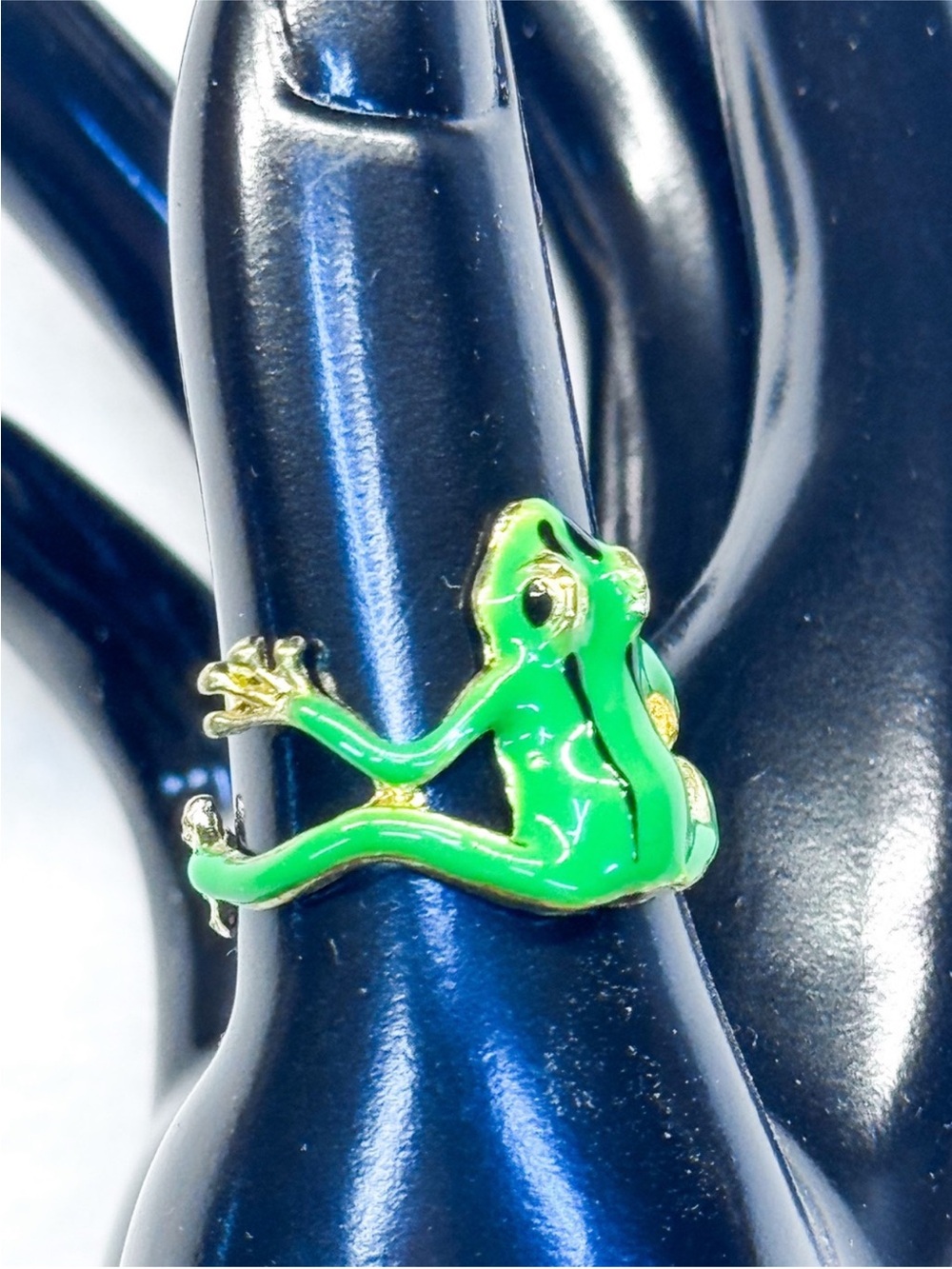 Green Tree Frog Adjustable Ring Gold Tone Enamel Wrap Animal Jewelry